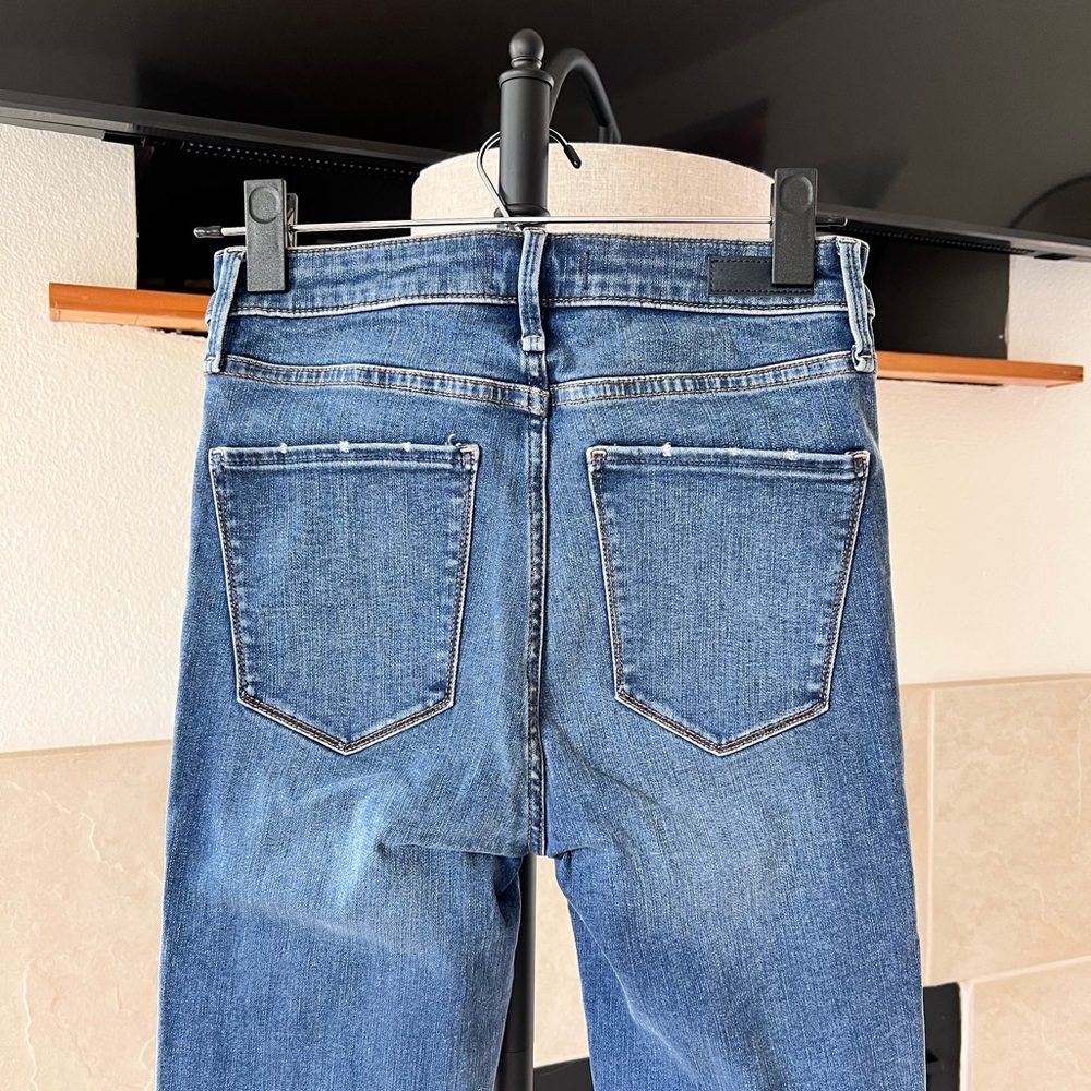 Abercrombie & Fitch high rise skinny jean size 25 long. New with tags - Picture 3 of 3